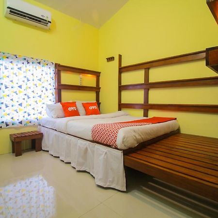 Oyo 1596 Taman Homestay Syariah Dumai Exterior foto