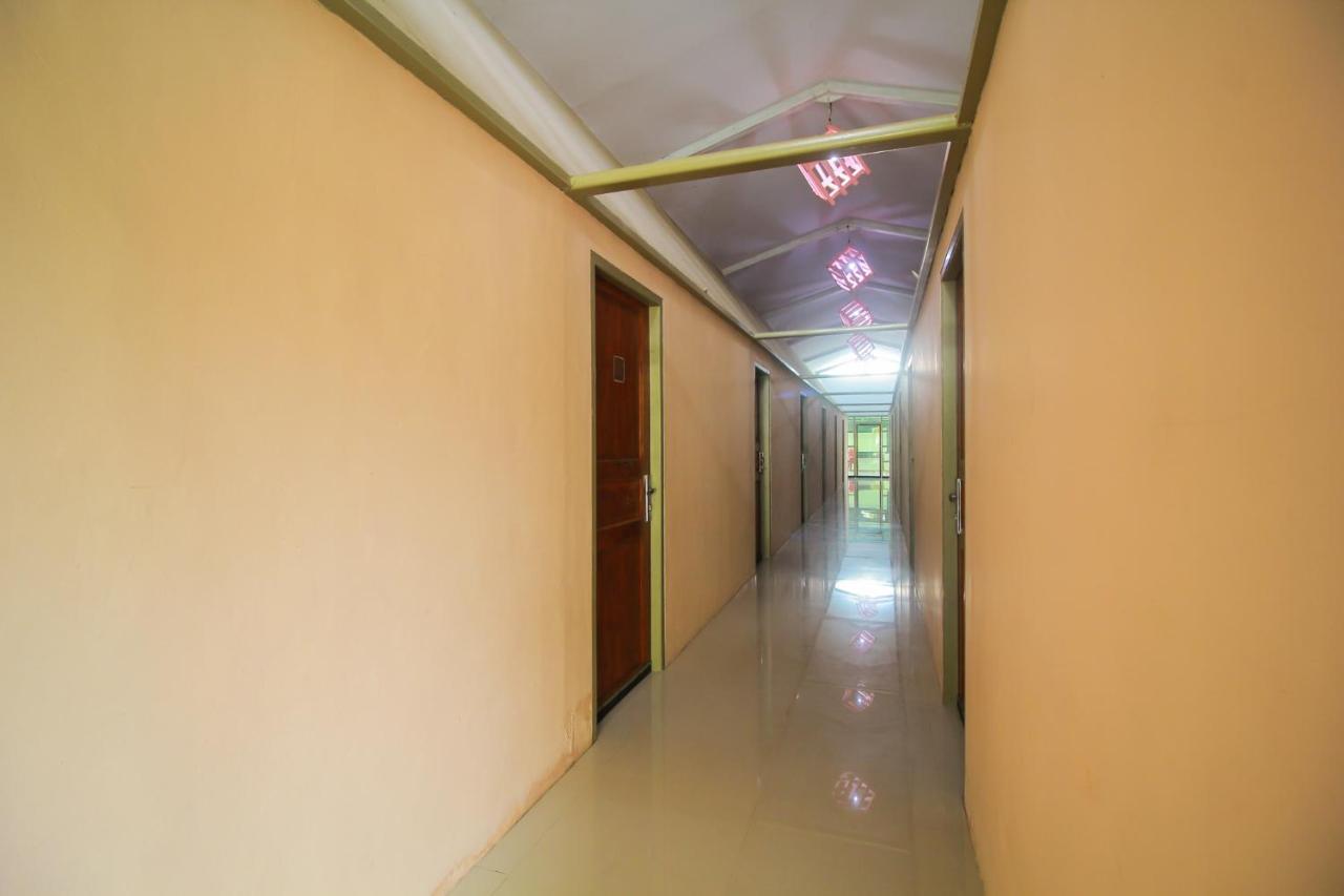 Oyo 1596 Taman Homestay Syariah Dumai Exterior foto