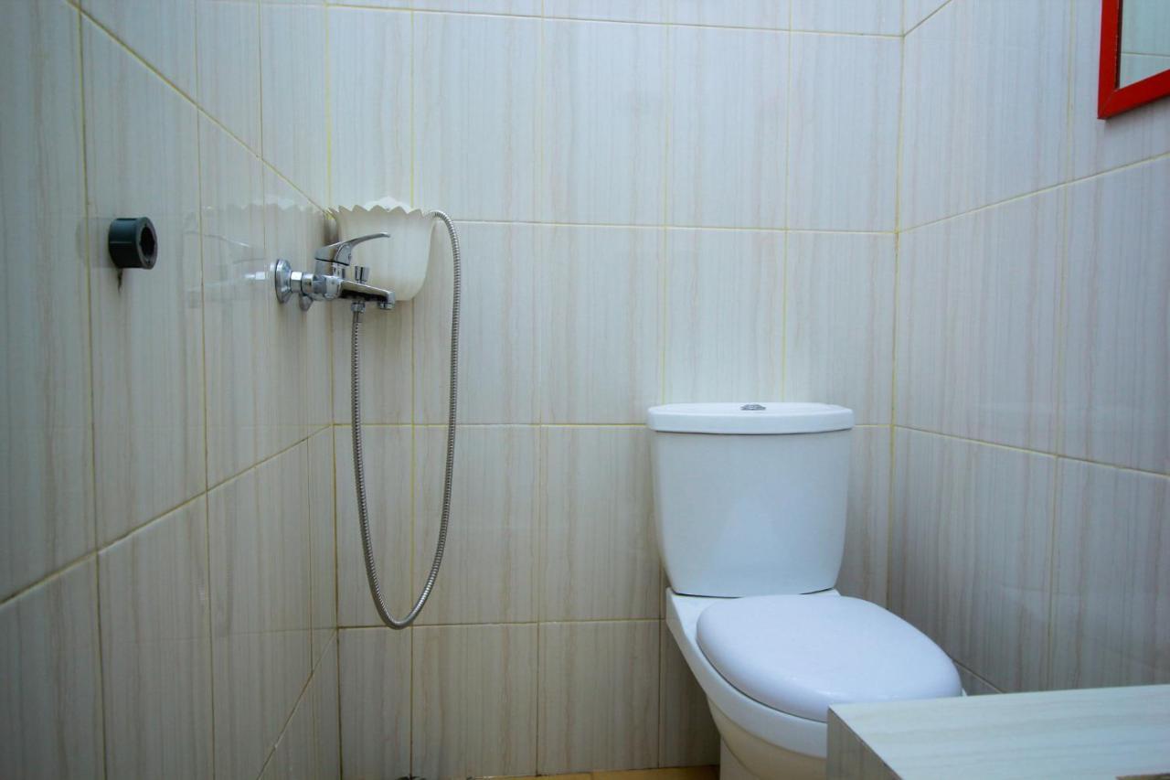 Oyo 1596 Taman Homestay Syariah Dumai Exterior foto