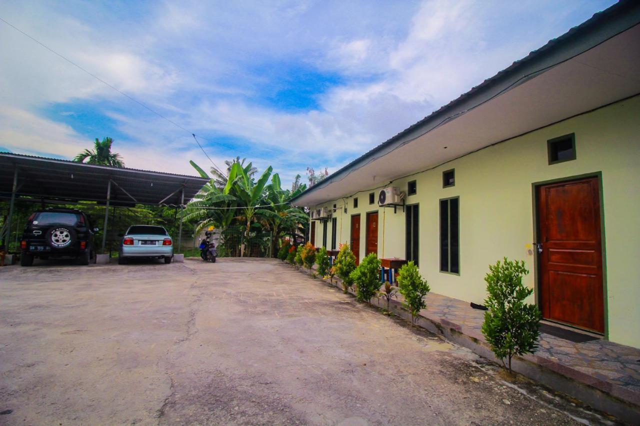 Oyo 1596 Taman Homestay Syariah Dumai Exterior foto
